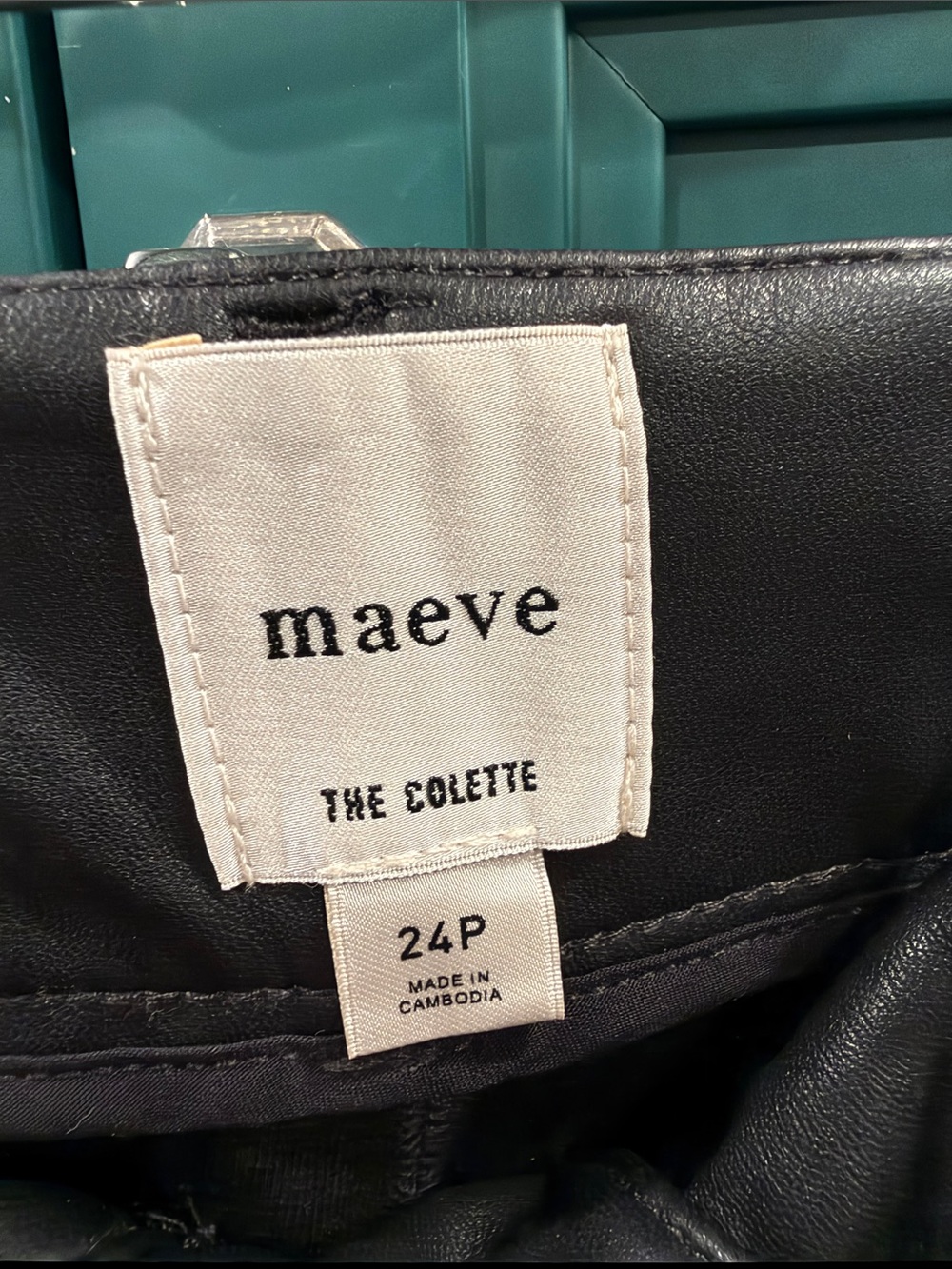Men Bags Subcategory Classification - Picture 2 of 3